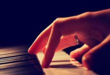 浓眉36+15+8小萨6犯离场 赛季横扫国王.:狗子28